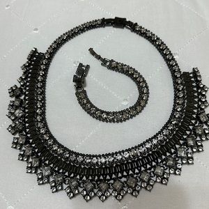 Stella dot necklace and bracelet